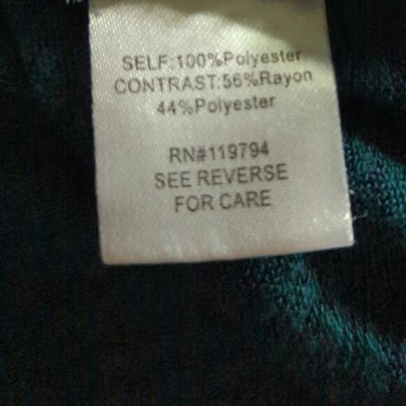 ONE WORLD Cross Stitch Look Patterned Top Small - Picture 6 of 6